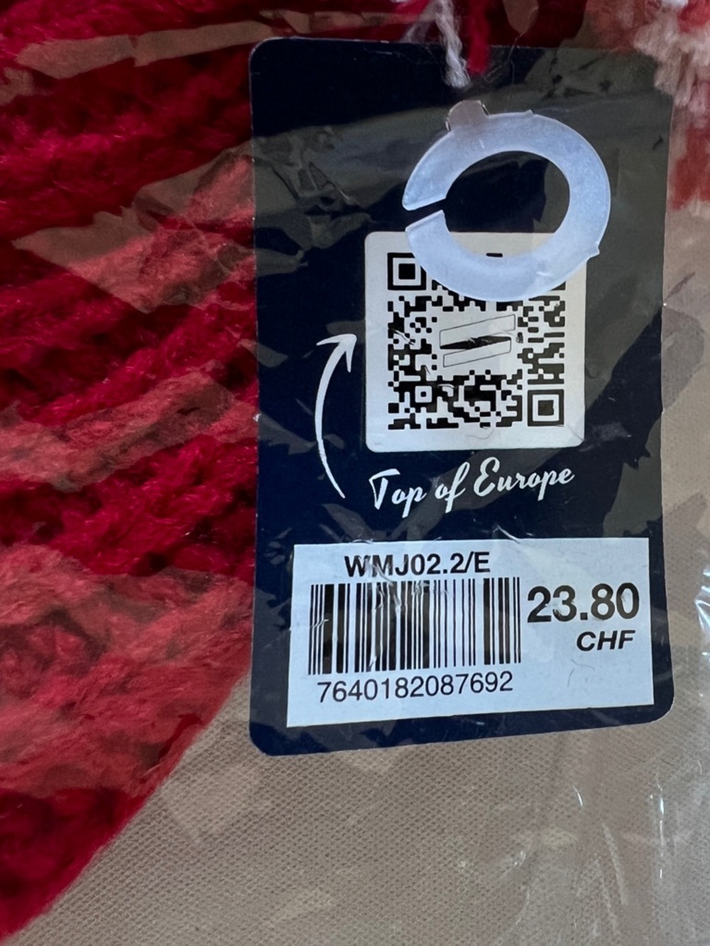 Jungfrau Switzerland Red Beanie with pom pom Unisex New with tag - Picture 4 of 8